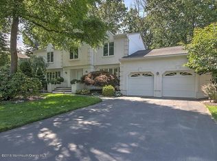 27 Eli Cir, Morganville, NJ 07751