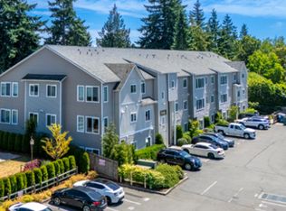 Ambaum Place I | Modern Apartment Homes w/ In-Unit Laundry!, Seattle, WA 98146