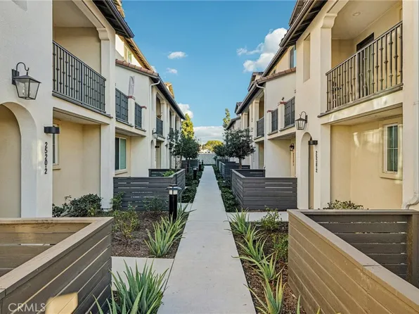 2520 Valentina Way #6, Commerce, CA 90040