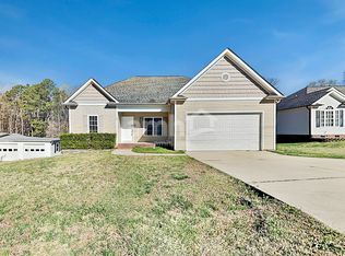 24 Lakewood Ct NW, Concord, NC 28027