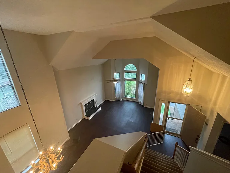 1013 Cobble Pl — Photo 3