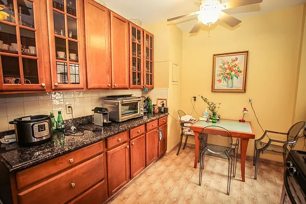 Sold by Remax City Square | media 47