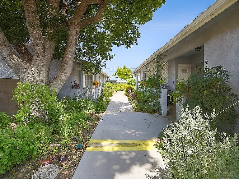 351 N Kirby St #2 — Photo 9