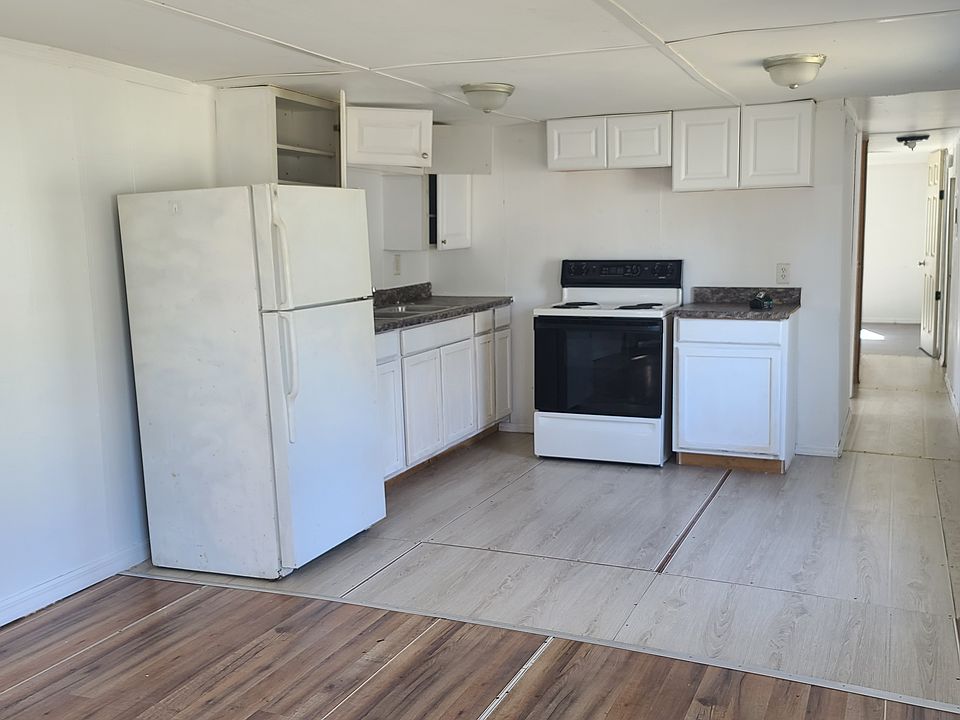 1st image of 600 SW 38th Ave Unit 70