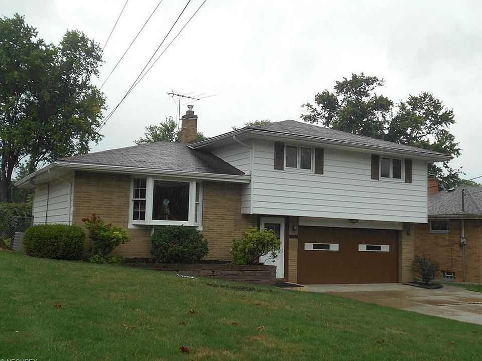 1st image of 18143 Strongsville Blvd