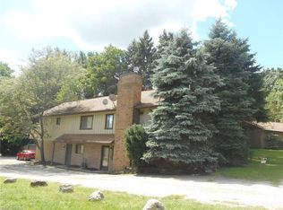 186 Swartz Rd #B, Akron, OH 44319