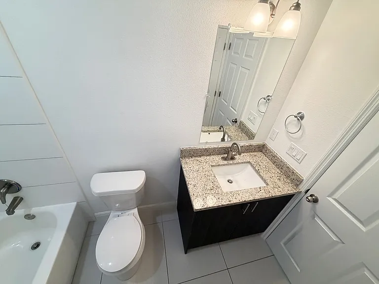 2481 San Filippo Dr SE — Photo 32