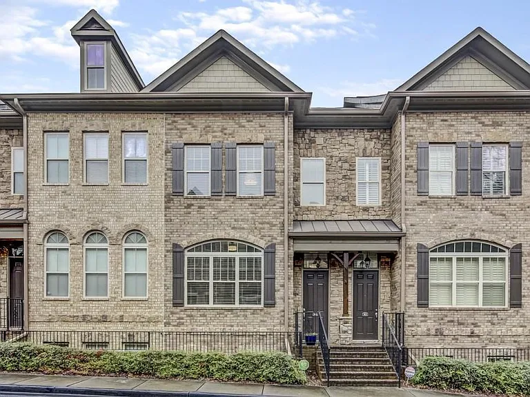 905 Telfair Close — Photo 1