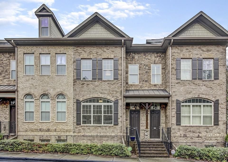1st image of 905 Telfair Close