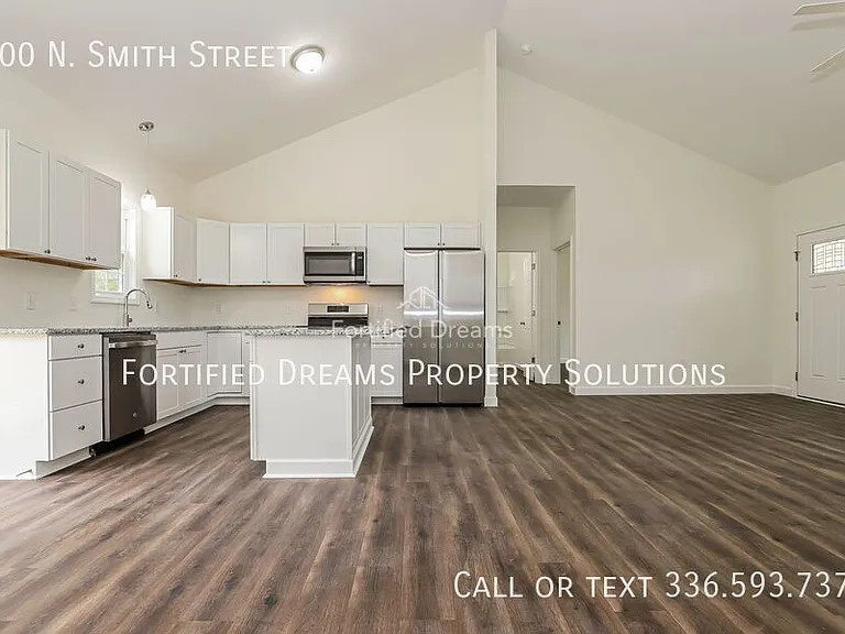 400 N Smith St — Photo 3
