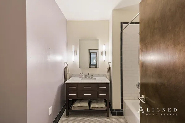 Sold by Isaacs Ganz Real Estate | media 32