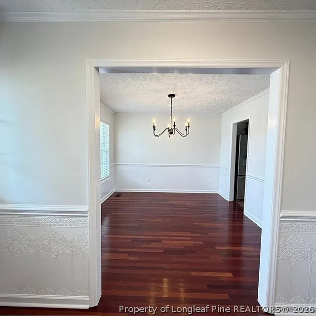 4 bed, 2.5 bath, 2100 sqft, $2,250 — Photo 4