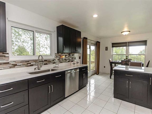 5th image of 11857 Skyview Dr