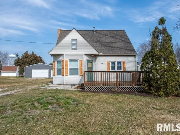 308 E 6th St, Glasford, IL 61533