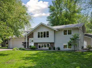 220 Willow Ln, Foley, MN 56329