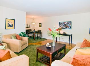 658 Charante Ct APT 203, Glen Burnie, MD 21061