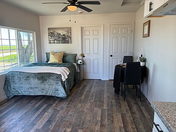 3rd image of 177 S Callison Road