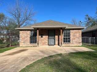 3332 Navaro St, Dallas, TX 75212