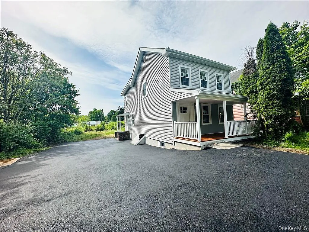 Building Photo - 32 Salt Point Tpke