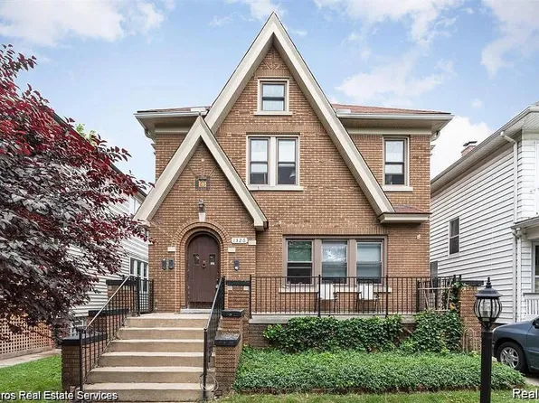 1326 Maryland St APT 2F, Grosse Pointe, MI 48230