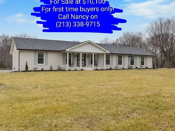 430 Fabian Pl, Clarksville, TN 37043