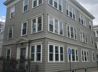 18 Hanover Cir #3, Lynn, MA 01902