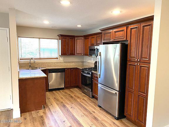 4th image of 474 Serento Cir