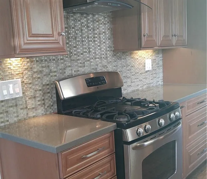 201 E Locust Ave — Photo 8
