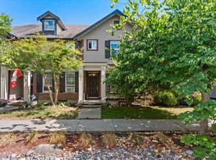 6944 208a St, Langley, BC V2Y0G1