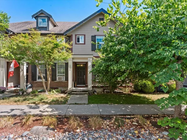 6944 208a St, Langley, BC V2Y 0G1
