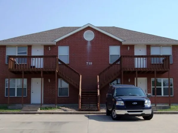 718 Cedar Drive, 718 Cedar Dr APT B, Warrensburg, MO 64093