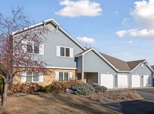 7318 Hames Way, Eden Prairie, MN 55346