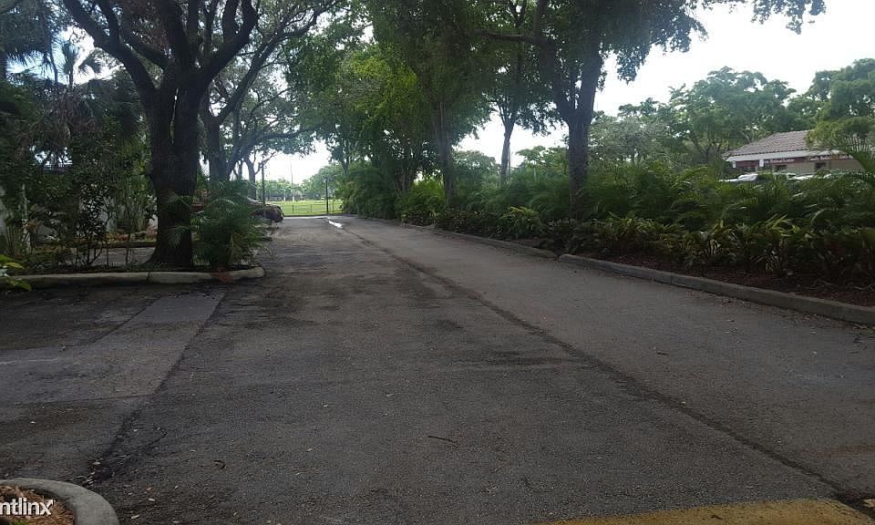 1st image of 16341 Willow Creek Dr