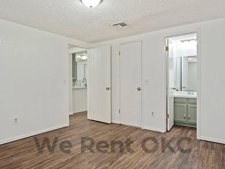 7500 NW 113th Pl — Photo 19