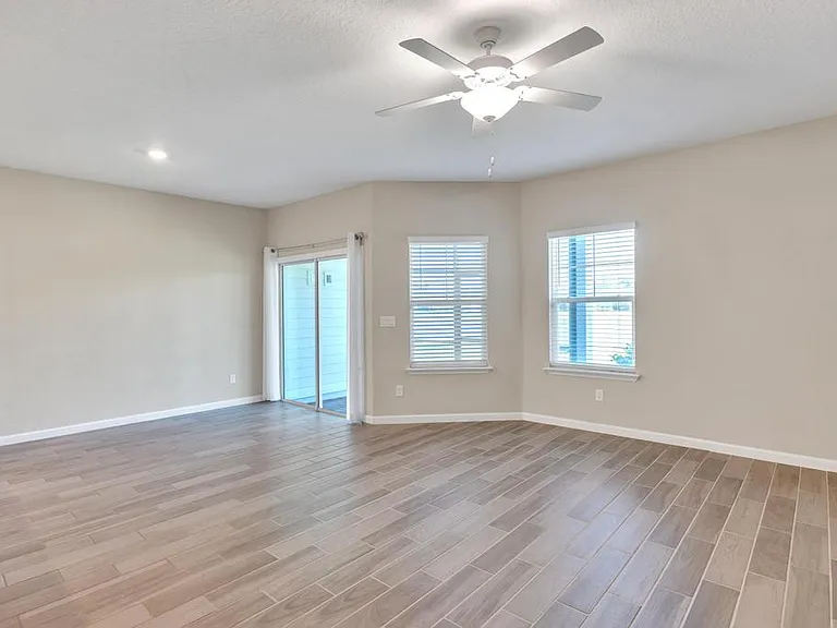 133 Appleton Ct — Photo 10