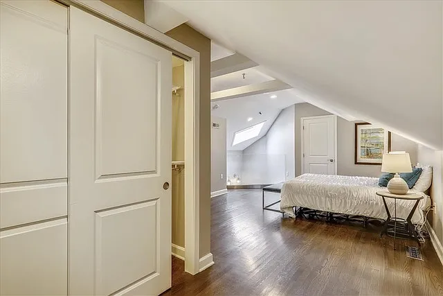 1 bed, 1390 sqft, $4,500 — Photo 3