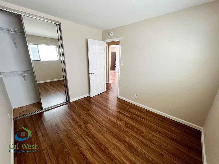 428 S 11th St #3 — Photo 20
