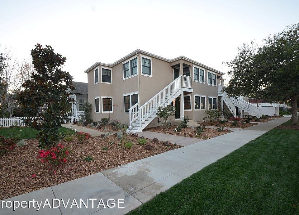 1st image of 712 7th St #712
