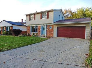 1423 S Berry St, Westland, MI 48186