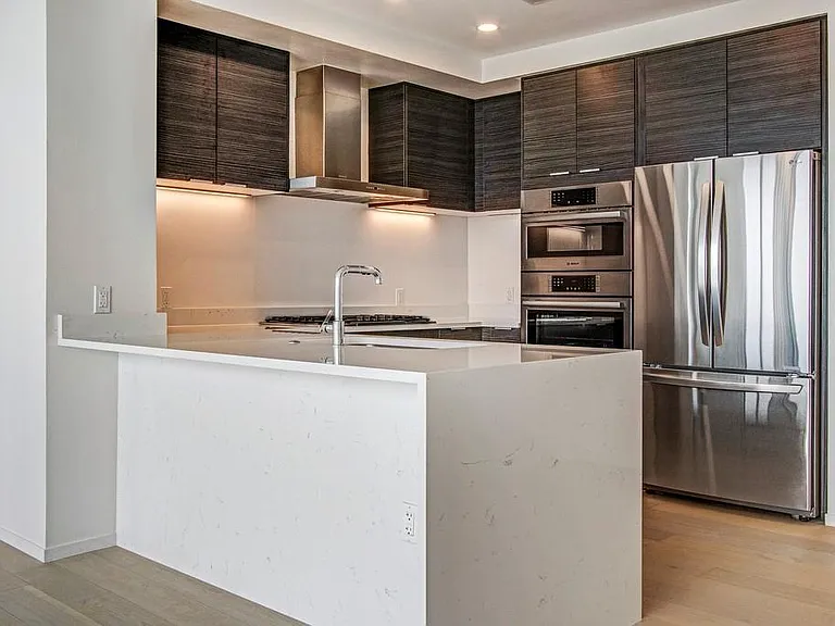 301 West Ave #1009 — Photo 3