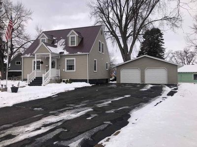 309 W 12th St, Neillsville, WI, 54456