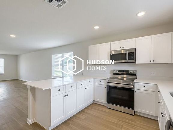 4th image of 3815 Leming Ct