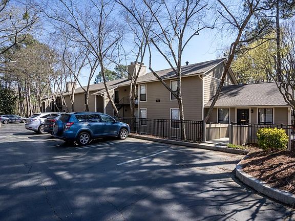 5th image of 712 River Mill Cir