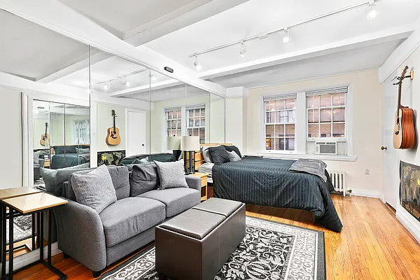 Rented by Compass | media 5