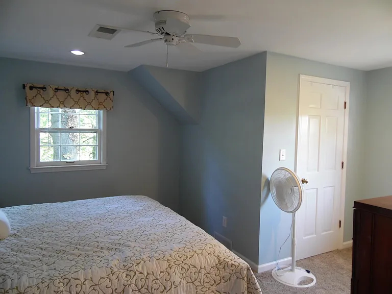 290 Heritage Rd — Photo 13