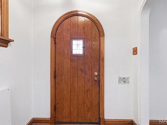 4th image of 5430 Delor St