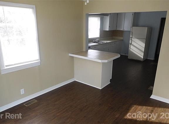 2nd image of 2755 Penny Park Dr