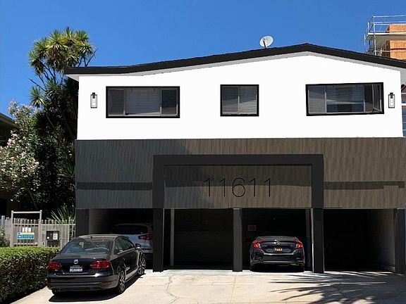 3rd image of 11611 Darlington Ave APT 8