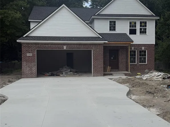 21507 Randall St, Farmington Hills, MI 48336