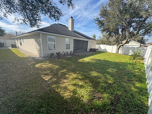 3rd image of 2119 Pierce Arrow Dr